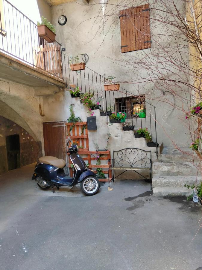 Villa Casa Storta - Cycle Garage Con Biciclette Pisogne Exterior foto
