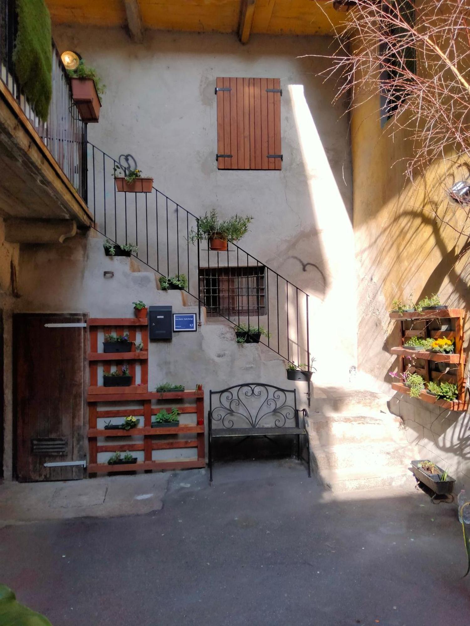 Villa Casa Storta - Cycle Garage Con Biciclette Pisogne Exterior foto